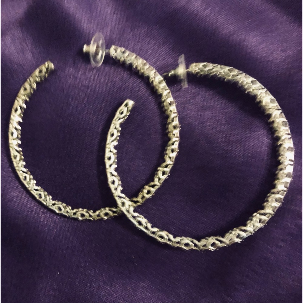 Kendra Scott silver Maggie hoops